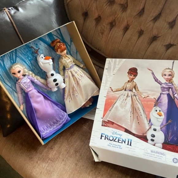 Disney | Toys | Disney Frozen 2 Elsa Anna Olaf Nib Boxeddeluxe Doll ...